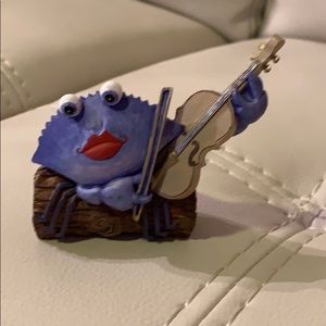 Ceramic crab music figurine